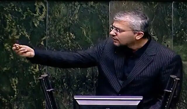 رضایی: وزیر پیشنهادی صنایع دستی و گردشگری از حامیان تقلب در انتخابات ۸۸ حمایت کرد رضایی: وزیر پیشنهادی صنایع دستی و گردشگری از حامیان تقلب در انتخابات ۸۸ حمایت کرد