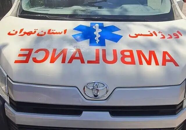 ورود آمبولانسهای جدید بنز و تویوتا به ناوگان اورژانس تهران ورود آمبولانسهای جدید بنز و تویوتا به ناوگان اورژانس تهران