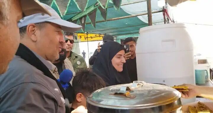 بازدید وزیر راه و شهرسازی از پارکینگ بزرگ اربعین در مرز مهران بازدید وزیر راه و شهرسازی از پارکینگ بزرگ اربعین در مرز مهران
