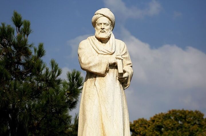 روز بزرگداشت «حکیم شیخ الرئیس ابوعلی سینا»؛ مفخر مشرق زمین، معجزه دوران، نادرهمرد ایران روز بزرگداشت «حکیم شیخ الرئیس ابوعلی سینا»؛ مفخر مشرق زمین، معجزه دوران، نادرهمرد ایران