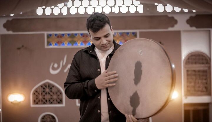 ساز دف در میان ایرانیان سادگی و قداست دارد/ حضور کمرنگ جشنوارههای ساز سنتی ساز دف در میان ایرانیان سادگی و قداست دارد/ حضور کمرنگ جشنوارههای ساز سنتی