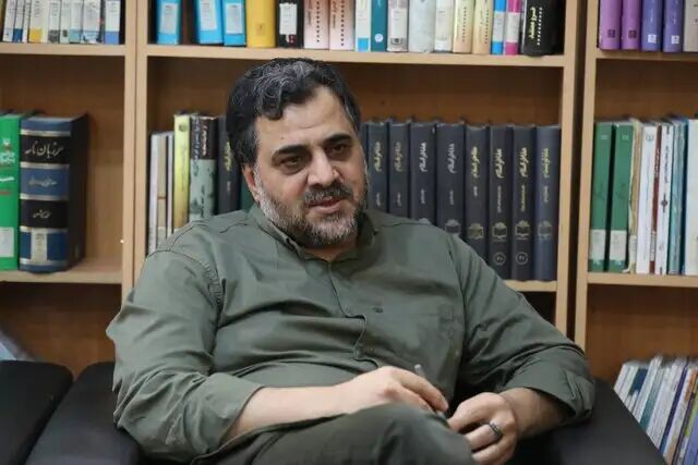 جزئیاتی از نگارش ۹۰ فیلمنامه جدید در تلویزیون جزئیاتی از نگارش ۹۰ فیلمنامه جدید در تلویزیون