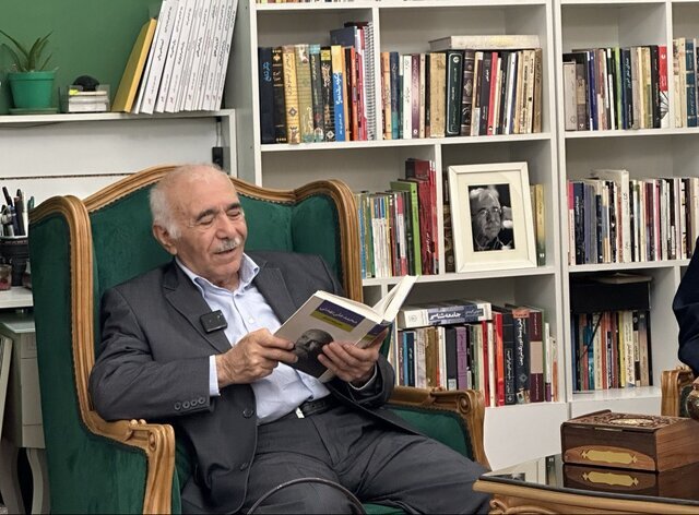 پرواز ابدی استاد «محمدعلی بهمنی»؛ تو زندهای هنوز و غزل فکر میکنی!...