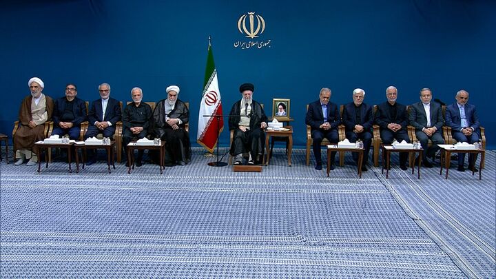 رئیسجمهور برای انتخاب وزیران با من مشورت کردند + فیلم رئیسجمهور برای انتخاب وزیران با من مشورت کردند + فیلم