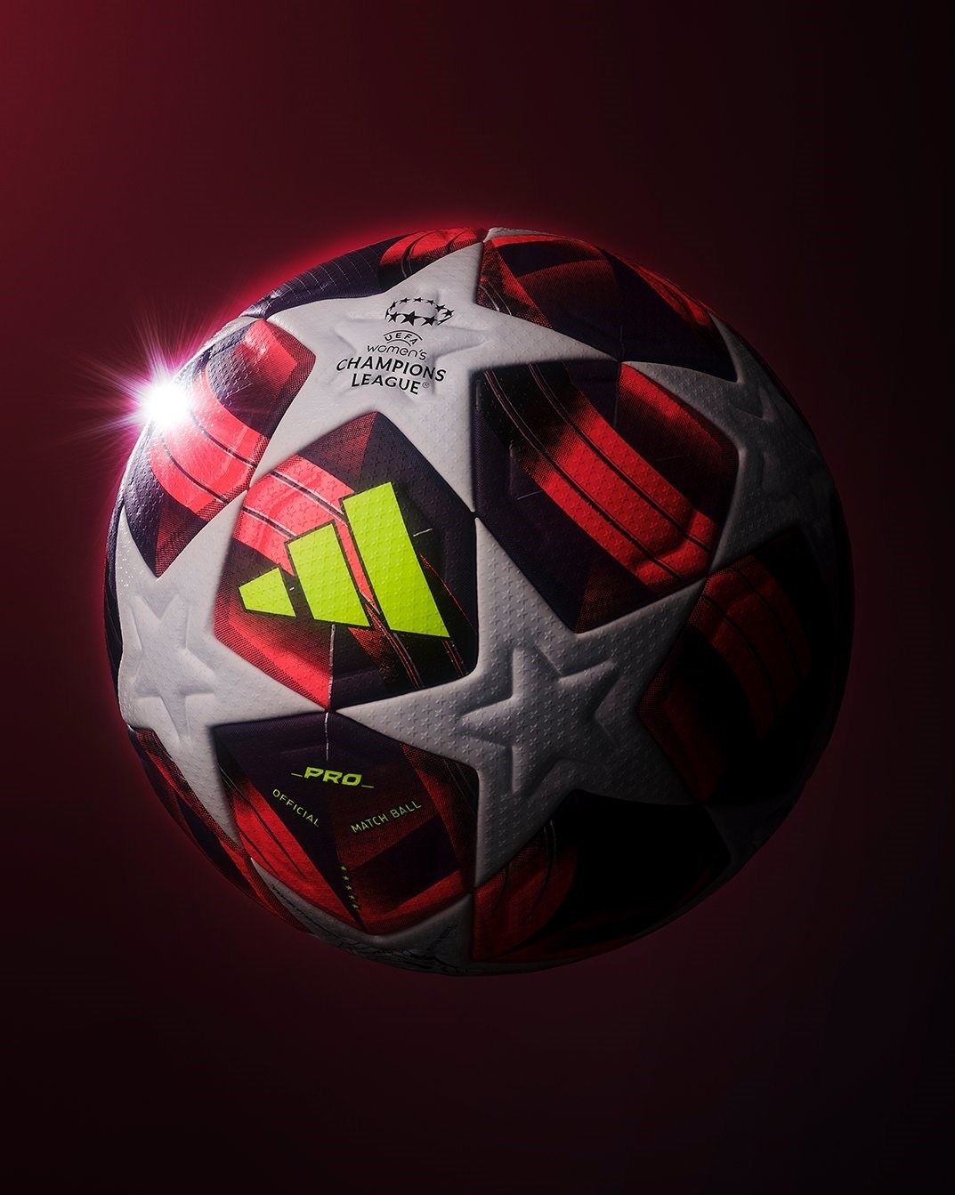 رونمایی از توپ جدید لیگ قهرمانان اروپا + عکس