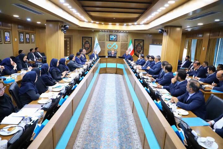 تمام برنامهریزیها و هدفگذاریها در بانک دی برای تحقق اهداف رشد و برنامه تحول است تمام برنامهریزیها و هدفگذاریها در بانک دی برای تحقق اهداف رشد و برنامه تحول است