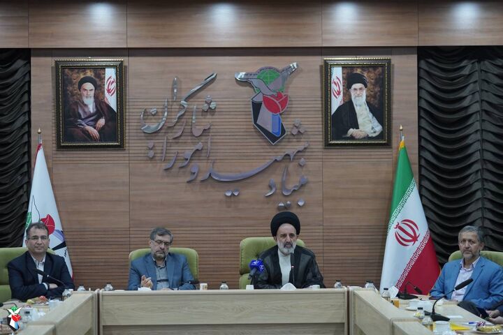 شغل مددکاری و ارتباط با جامعه ایثارگری به دلیل شأن و منزلت این گروه بسیار تخصصی و دشوار است شغل مددکاری و ارتباط با جامعه ایثارگری به دلیل شأن و منزلت این گروه بسیار تخصصی و دشوار است