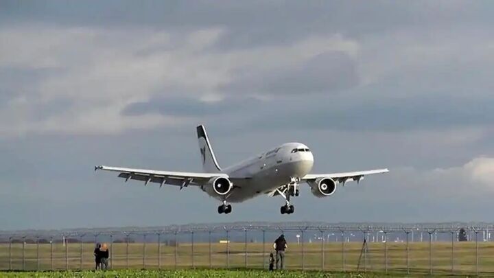 فرود اضطراری پرواز تبریز - تهران فرود اضطراری پرواز تبریز - تهران