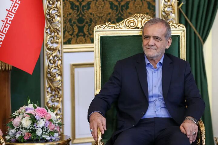 رئیسجمهور امشب با مردم سخن میگوید رئیسجمهور امشب با مردم سخن میگوید