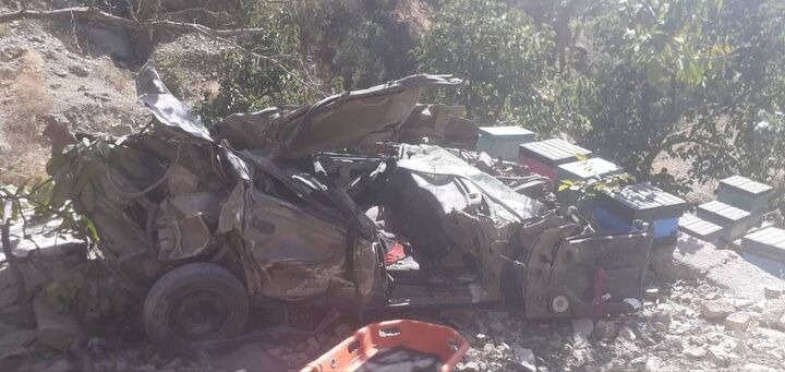 سقوط خودرو در جاده امامزاده داوود ۵ کشته و مصدوم بر جای گذاشت سقوط خودرو در جاده امامزاده داوود ۵ کشته و مصدوم بر جای گذاشت