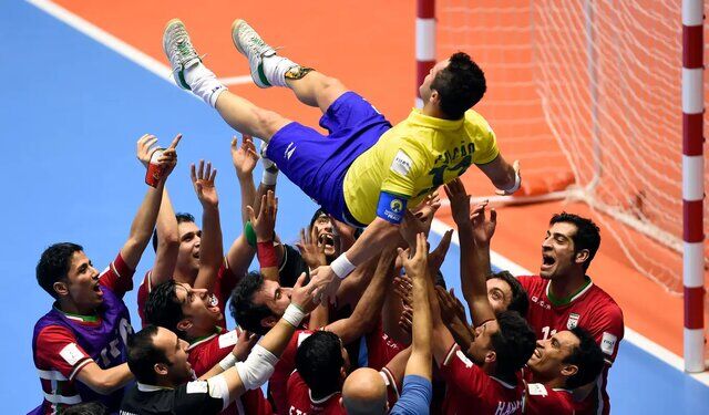 بازتاب حرکت زیبای فوتسالیستهای ایرانی در سایت فیفا بازتاب حرکت زیبای فوتسالیستهای ایرانی در سایت فیفا