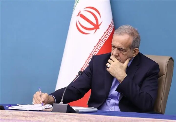 پیام تسلیت پزشکیان در پی درگذشت مادر شهیدان عباسی بنه پیام تسلیت پزشکیان در پی درگذشت مادر شهیدان عباسی بنه