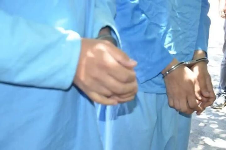 انهدام باند ارتشاء و تبانی کارشناسی مجازی گمرکات کرمان انهدام باند ارتشاء و تبانی کارشناسی مجازی گمرکات کرمان