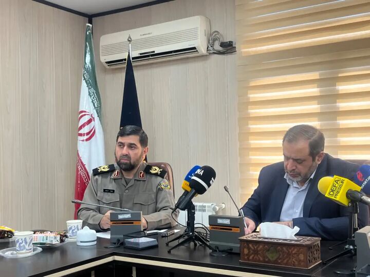 رونمایی از پوستر ملی ادبیات پایداری برگزار شد رونمایی از پوستر ملی ادبیات پایداری برگزار شد