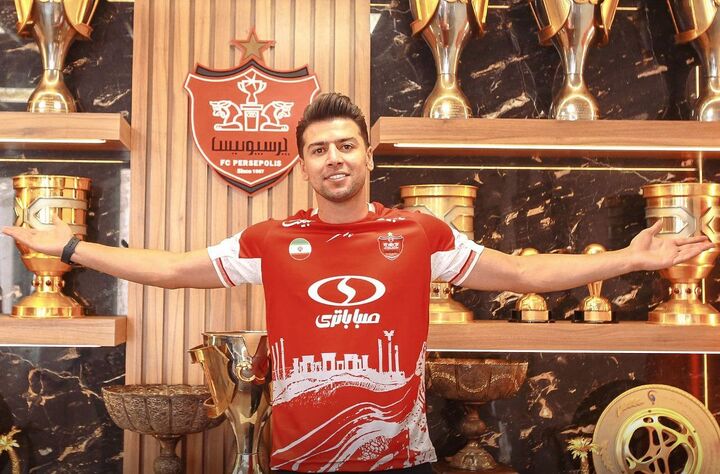 نخستین حضور مهری در تمرین پرسپولیس نخستین حضور مهری در تمرین پرسپولیس