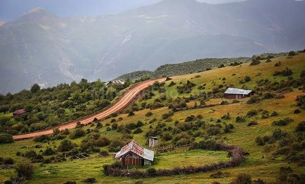 بهترین مقاصد گردشگری در ایران را بشناسیم/ روزهای پایانی شهریورماه به کجا سفر کنیم؟