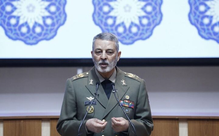 با قدرت از تمامیت ارضی ایران دفاع میکنیم با قدرت از تمامیت ارضی ایران دفاع میکنیم