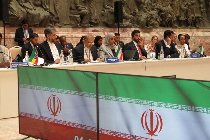 ایران آماده همفکری در حل بحرانهای فرهنگی جهان است ایران آماده همفکری در حل بحرانهای فرهنگی جهان است