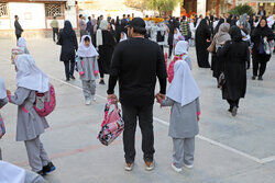 دانشآموز بیمار در خانه بماند دانشآموز بیمار در خانه بماند