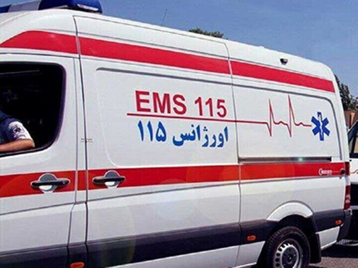 خدمات درخشان اورژانس از فروریختن سقف فرودگاه تا انتقال مادران باردار خدمات درخشان اورژانس از فروریختن سقف فرودگاه تا انتقال مادران باردار