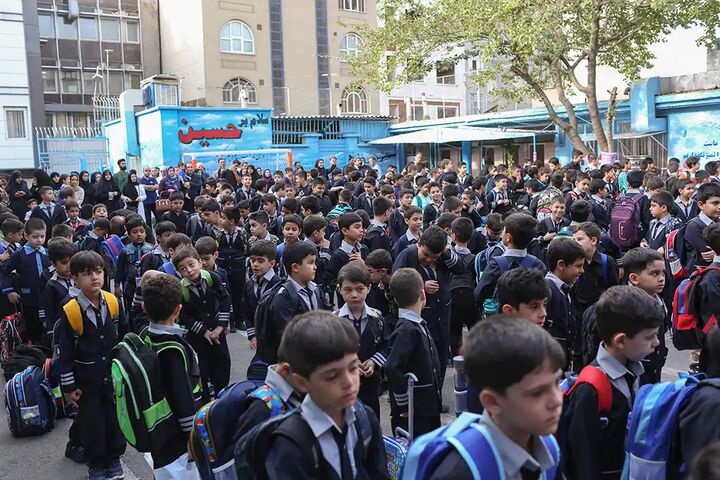 توصیههای پلیس راهور برای آغاز سال تحصیلی توصیههای پلیس راهور برای آغاز سال تحصیلی