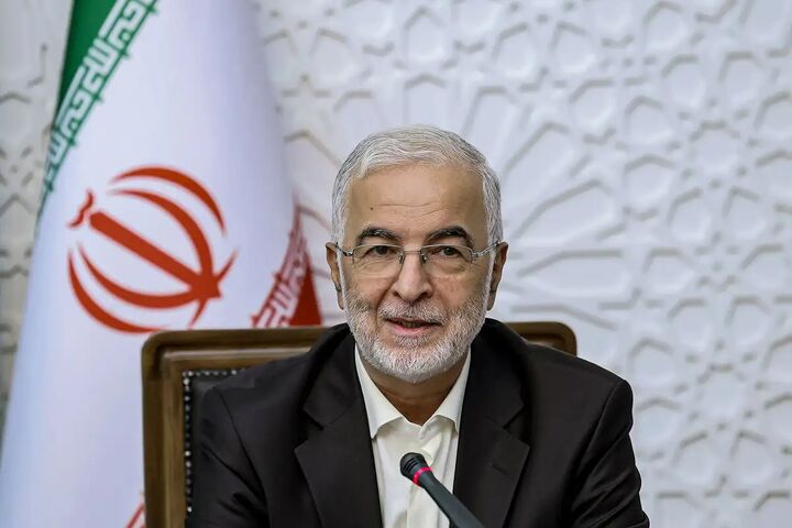 مومنی: فرصتهای برابری را برای همه افراد فراهم کنیم مومنی: فرصتهای برابری را برای همه افراد فراهم کنیم