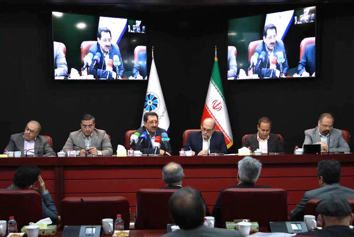 آییننامه واردات خودروهای کارکرده اصلاح میشود/ خودروهای روی آب سه برابر واردات خودرو در سال گذشته آییننامه واردات خودروهای کارکرده اصلاح میشود/ خودروهای روی آب سه برابر واردات خودرو در سال گذشته