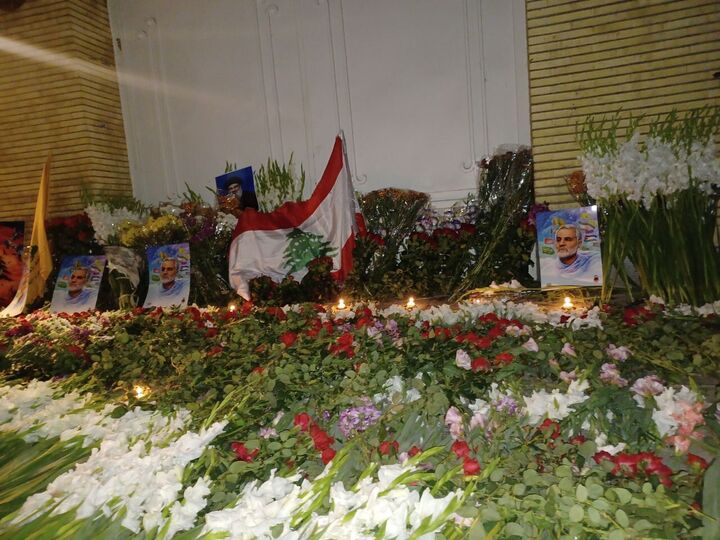 برگزاری مراسم همدردی با مردم لبنان در تهران برگزاری مراسم همدردی با مردم لبنان در تهران