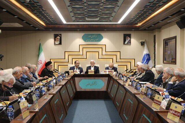 با برچسب زدن به دانشمندان نمیتوان به دنبال دیپلماسی علمی بود با برچسب زدن به دانشمندان نمیتوان به دنبال دیپلماسی علمی بود