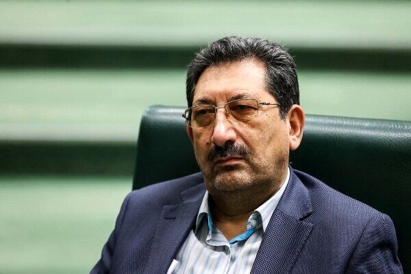 دستور وزیر صمت برای بازبینی تعرفههای گمرکی دستور وزیر صمت برای بازبینی تعرفههای گمرکی