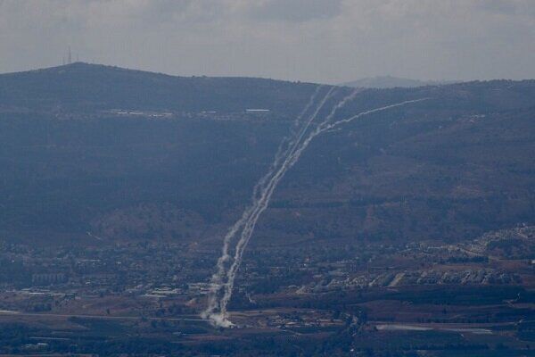 حمله سنگین موشکی از لبنان به سرزمینهای اشغالی حمله سنگین موشکی از لبنان به سرزمینهای اشغالی