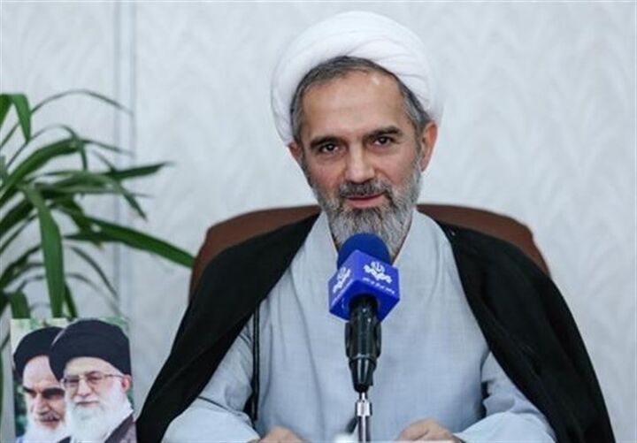 دوشنبه عید سعید فطر است دوشنبه عید سعید فطر است