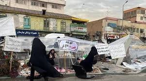 انقلابی‌گری و انقلابی نمایان