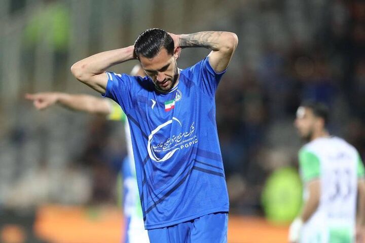 حسرت آبیها به 1404 کشیده شد حسرت آبیها به 1404 کشیده شد