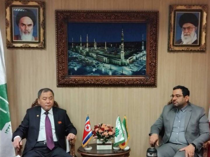 دعوت کره شمالی از یک حزب ایرانی دعوت کره شمالی از یک حزب ایرانی