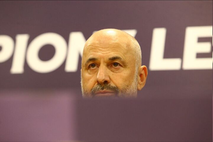 سرمربی استقلال تغییر میکند؟! سرمربی استقلال تغییر میکند؟!