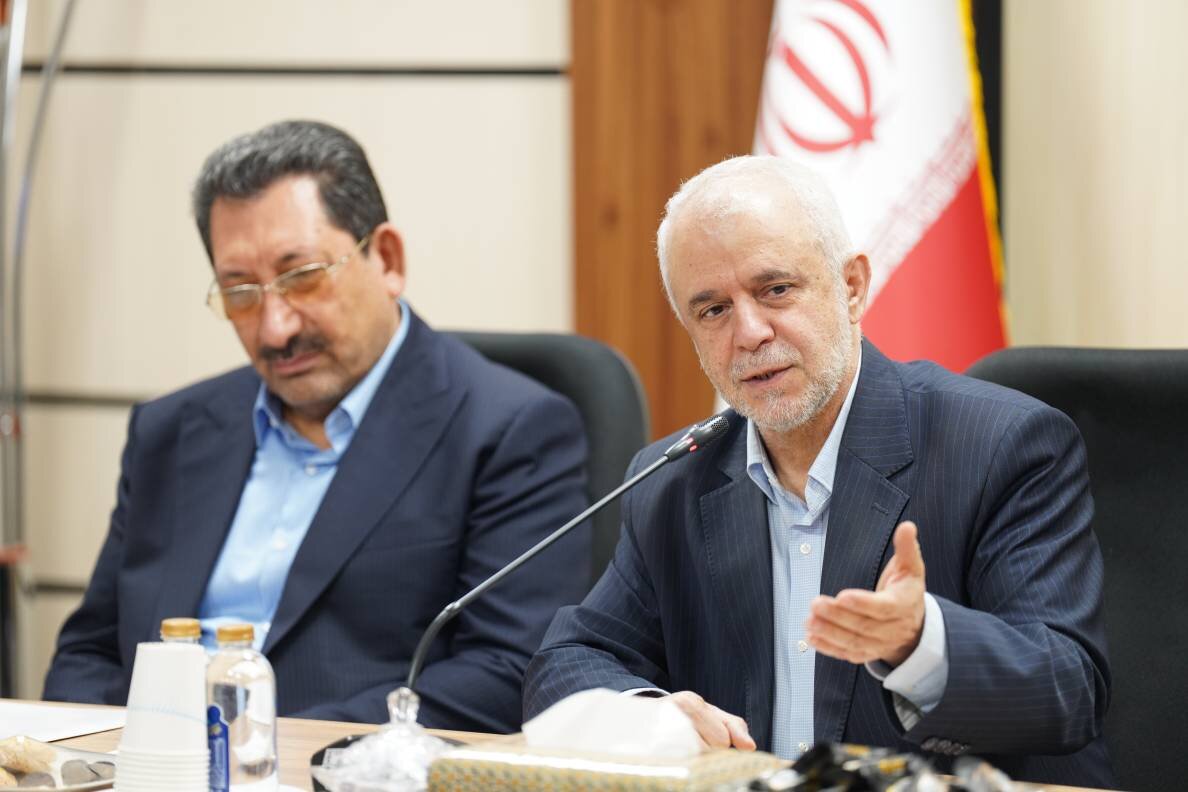 جلسه رئیس بنیاد شهید و وزیر صمت برای حل مشکل واردات خودرو جانبازان