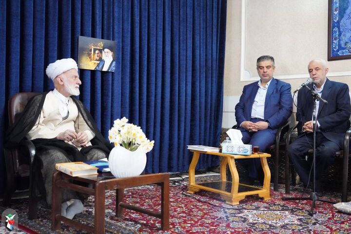 در سفر رئیس بنیاد شهید به استان مرکزی چه گذشت؟ در سفر رئیس بنیاد شهید به استان مرکزی چه گذشت؟