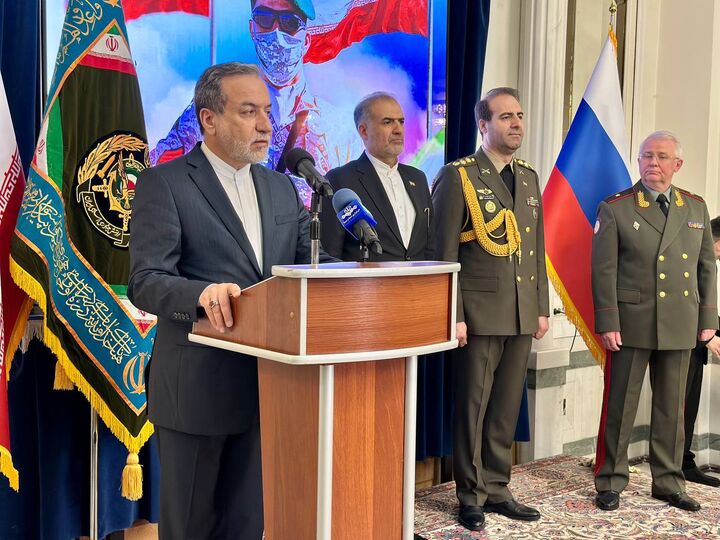 عراقچی: پوتین را از روند گفتوگوها با آمریکا آگاه کردم عراقچی: پوتین را از روند گفتوگوها با آمریکا آگاه کردم