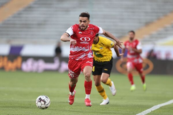 استخوان چند میلیون دلاری در گلوی پرسپولیس استخوان چند میلیون دلاری در گلوی پرسپولیس