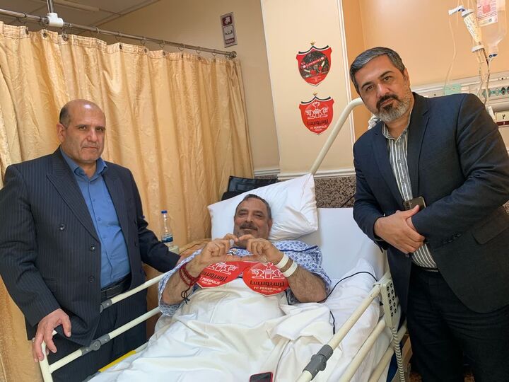 عیادت مدیرکل بنیاد شهید تهران بزرگ از جانبازان بستری در بیمارستان عیادت مدیرکل بنیاد شهید تهران بزرگ از جانبازان بستری در بیمارستان
