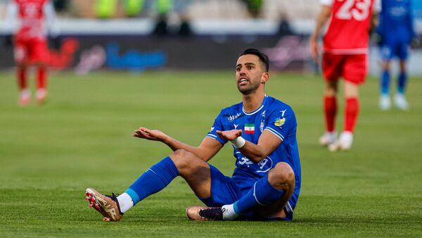 بدهی ۱۰۰ میلیاردی استقلال به پرسپولیس بدهی ۱۰۰ میلیاردی استقلال به پرسپولیس