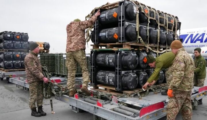 ۲ هزار و ۷۰۰ میلیارد دلار هزینه نظامی جهان در سال ۲۰۲۴ ۲ هزار و ۷۰۰ میلیارد دلار هزینه نظامی جهان در سال ۲۰۲۴