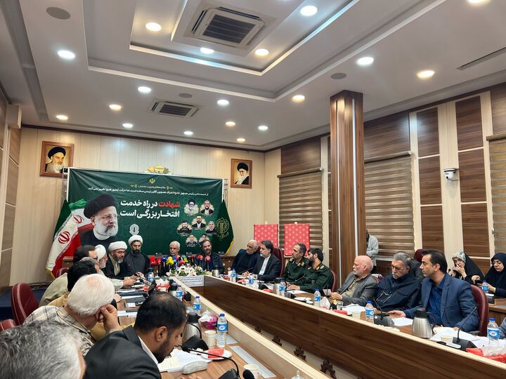 اوحدی: خداوند مهر و محبت شهدای خدمت را در دل مردم قرار داد اوحدی: خداوند مهر و محبت شهدای خدمت را در دل مردم قرار داد