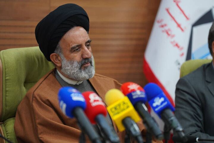 حضرت معصومه(س) الگویی بیبدیل برای زنان و دختران مسلمان هستند حضرت معصومه(س) الگویی بیبدیل برای زنان و دختران مسلمان هستند