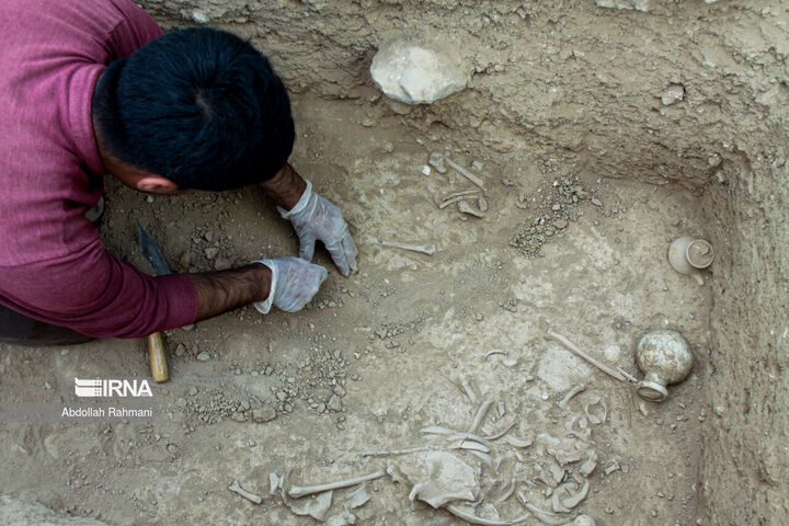 کشف گورستان 3000 ساله در گیلان کشف گورستان 3000 ساله در گیلان