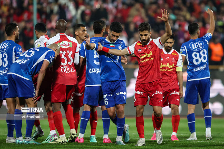 استقلال و پرسپولیس قربانی مدیریت سکویی
