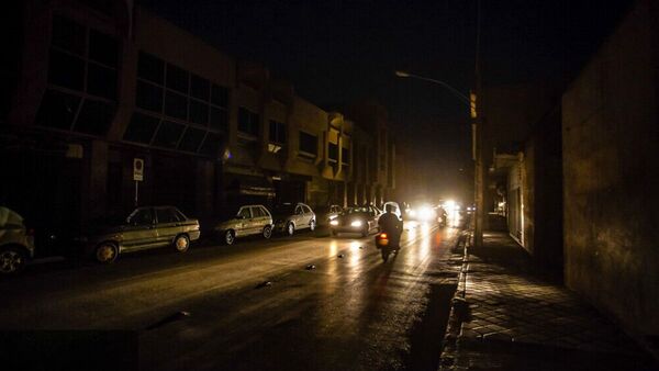 قطع برق؛ از چاله وزارت نیرو به چاه اُستاندارها قطع برق؛ از چاله وزارت نیرو به چاه اُستاندارها