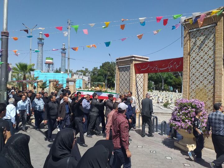 تصاویر/ تشییع جانباز ۷۰درصد «حسن خیری»