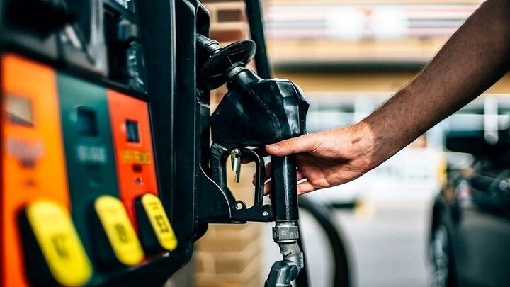 سهمیه بنزین  کارت جایگاهداران در تهران افزایش یافت سهمیه بنزین  کارت جایگاهداران در تهران افزایش یافت